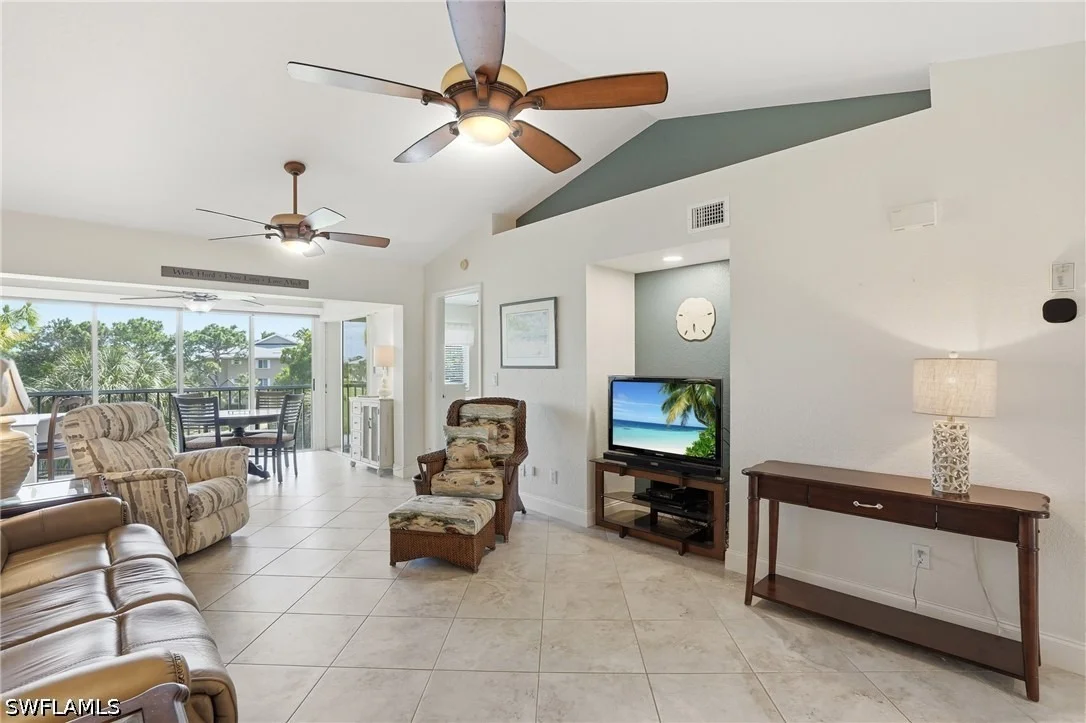 Photo of Unit 309 at 4111 Lorene Drive