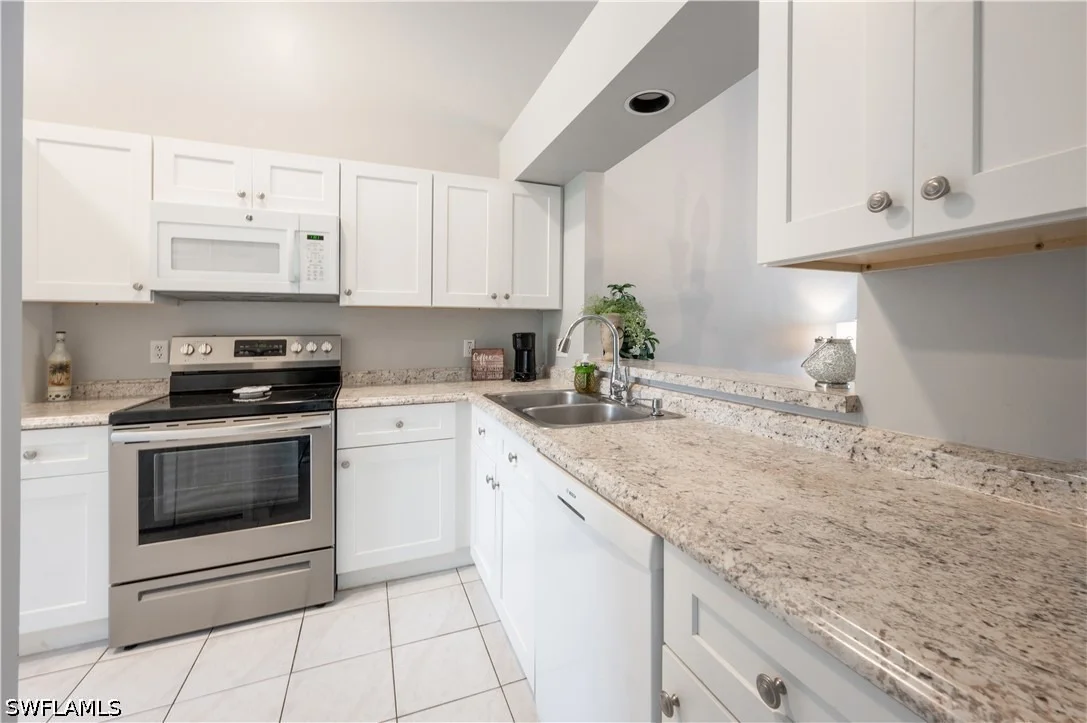 Photo of Unit 1002 at 367 Dover Place