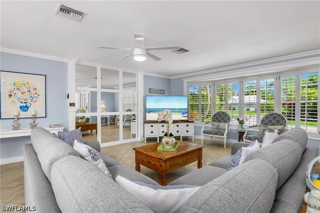 Photo of 1072 Wisconsin Drive