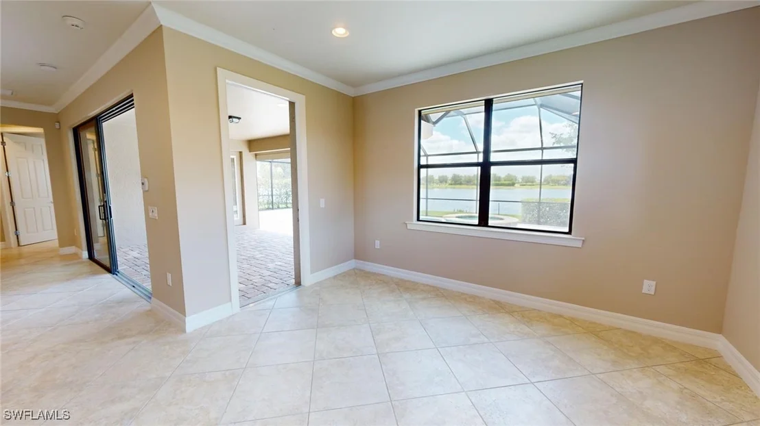 Photo of 6252 Victory Drive