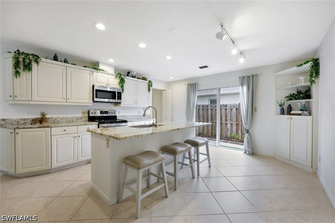 Photo of 601 97th Avenue N