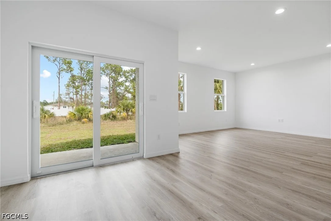 Photo of 566 Woodview Drive
