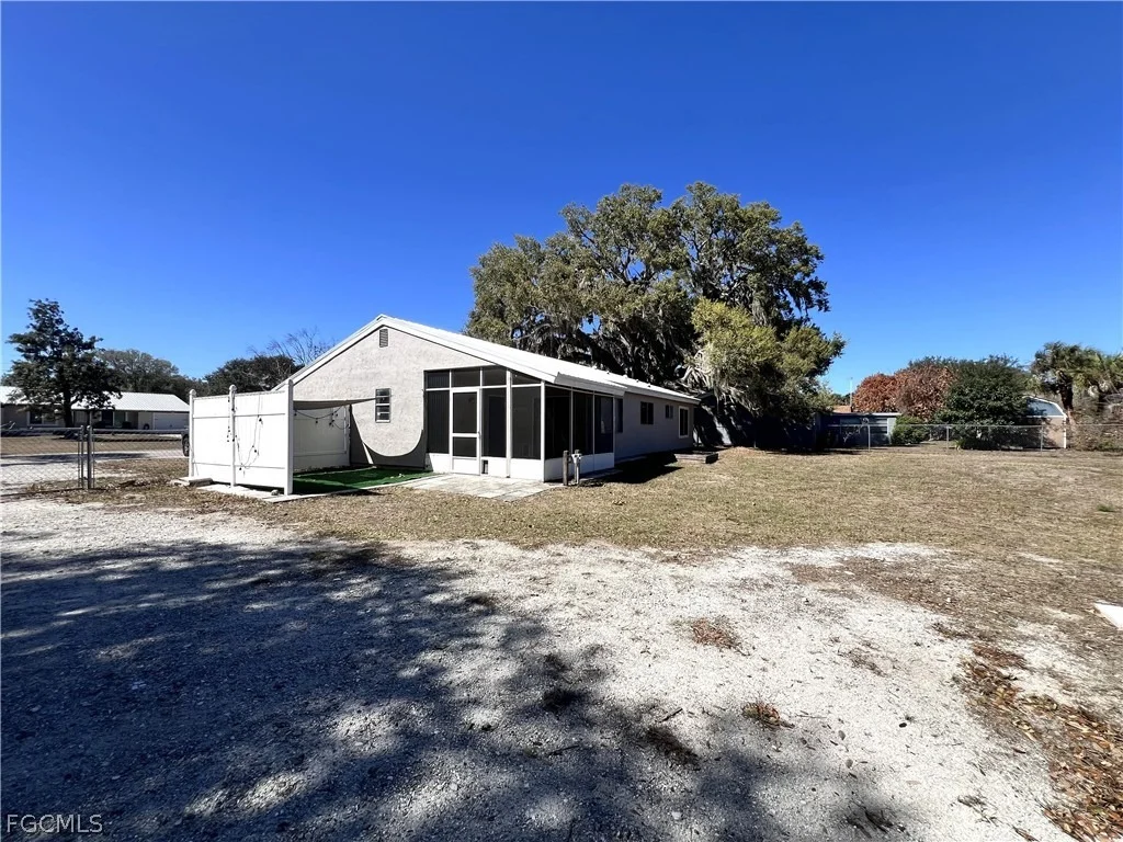 Photo of 4040 S Edgewater Circle