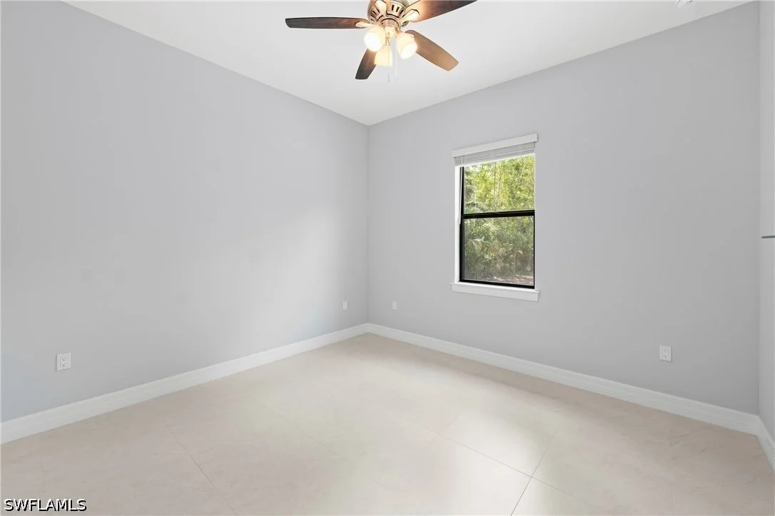 Photo of 348 14th Avenue NE