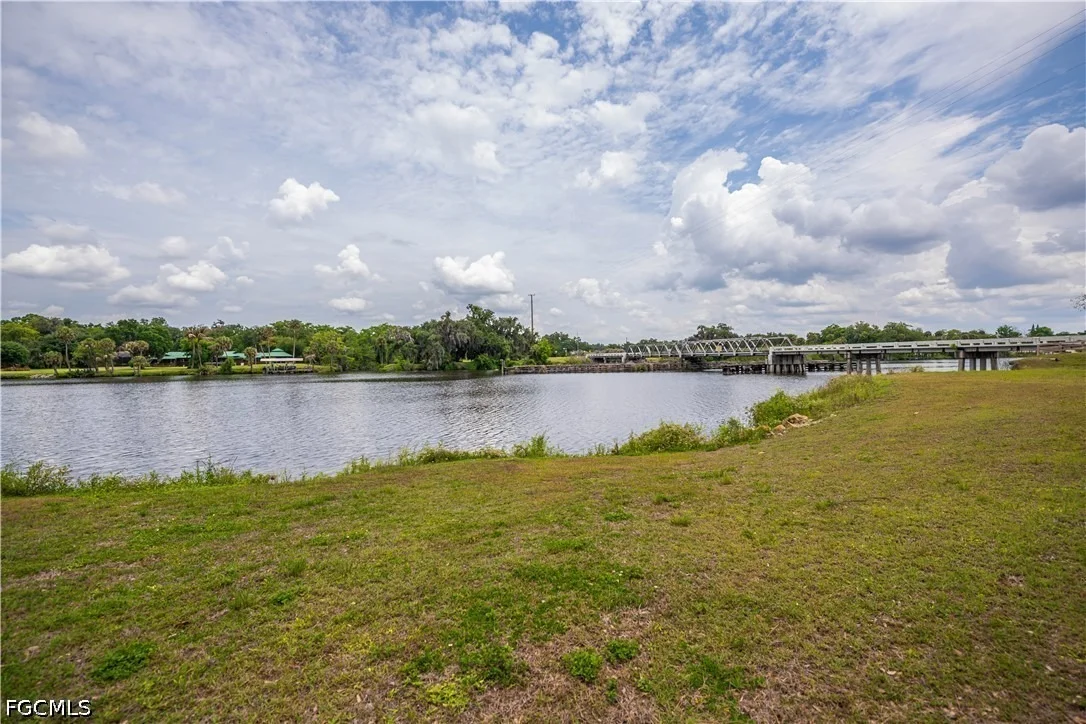 Photo of 75 Ft Denaud Bridge Way