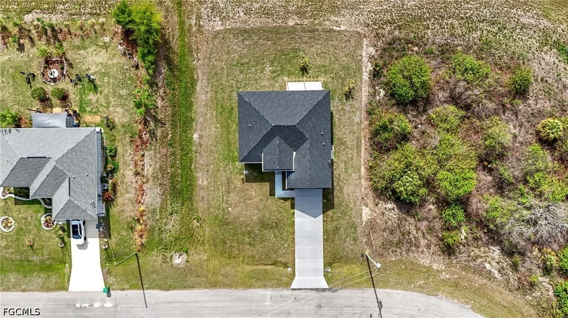 Photo of 8033 Oakleaf Circle