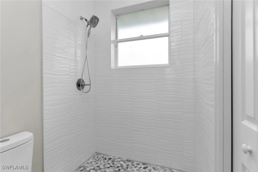 Photo of 4975 Mederia Lane