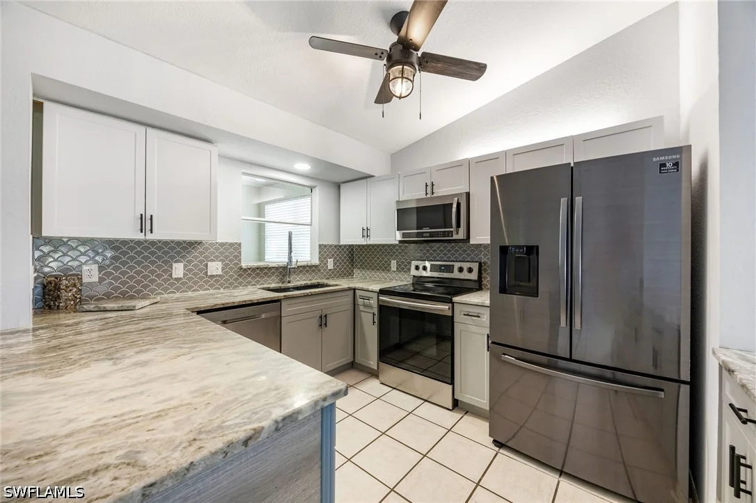Photo of 841 8th Street SE