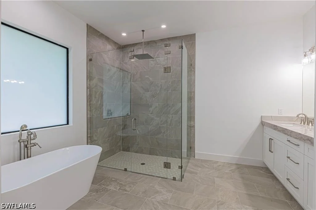 Photo of 3098 Pine Tree Drive