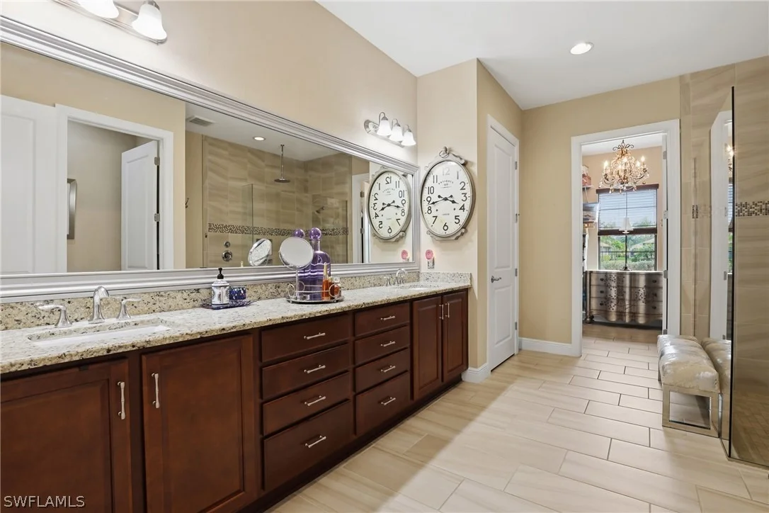 Photo of 2303 Somerset Place