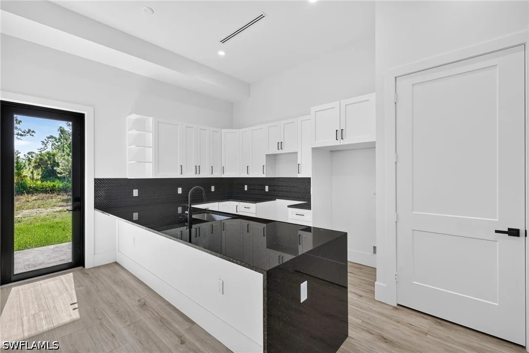 Photo of 4164 Everglades Boulevard N
