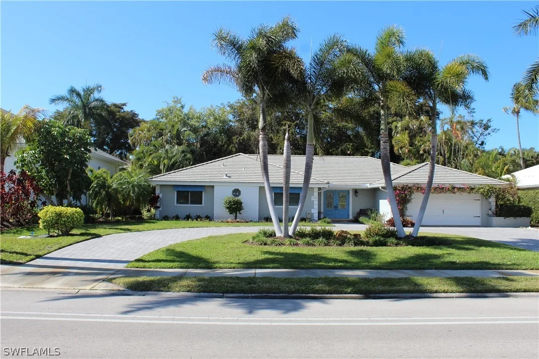 Photo of 606 Park Shore Drive