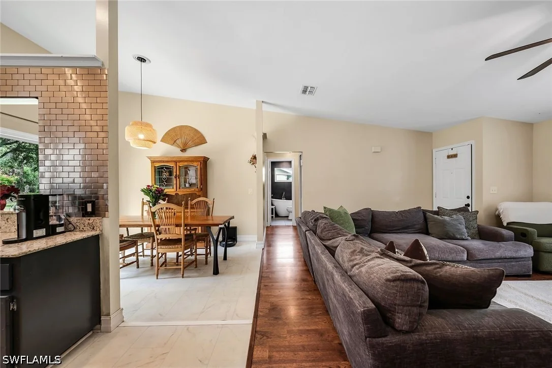 Photo of 3670 6th Avenue SE
