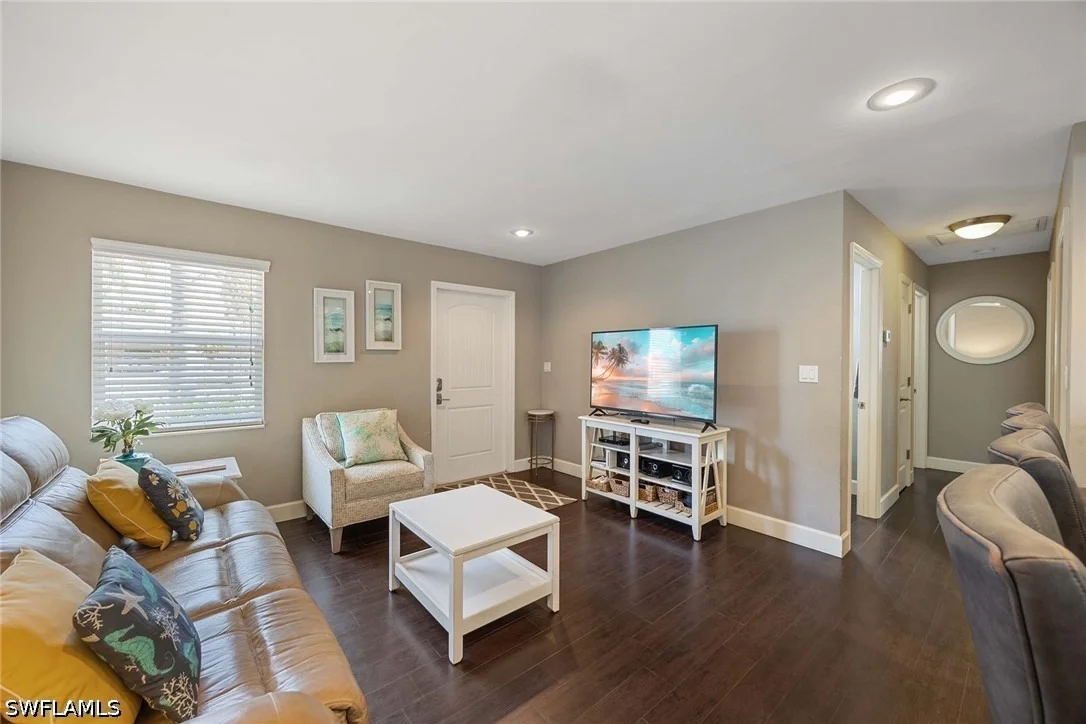 Photo of 856 104th Avenue N