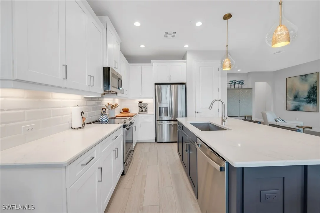 Photo of Unit 1607 at 2609 Seychelles Circle
