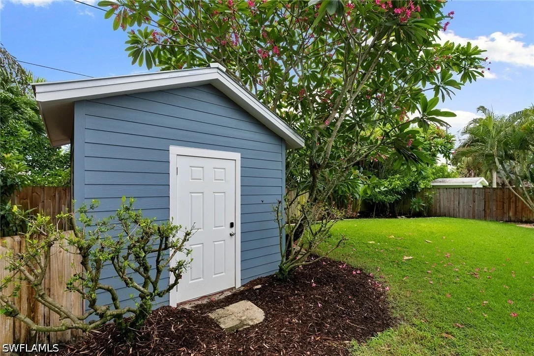 Photo of 1128 Hilltop Drive