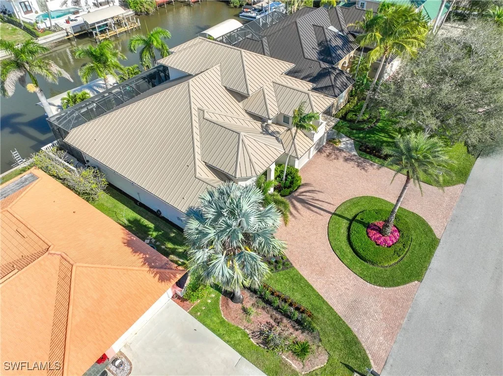 Photo of 447 Egret Avenue