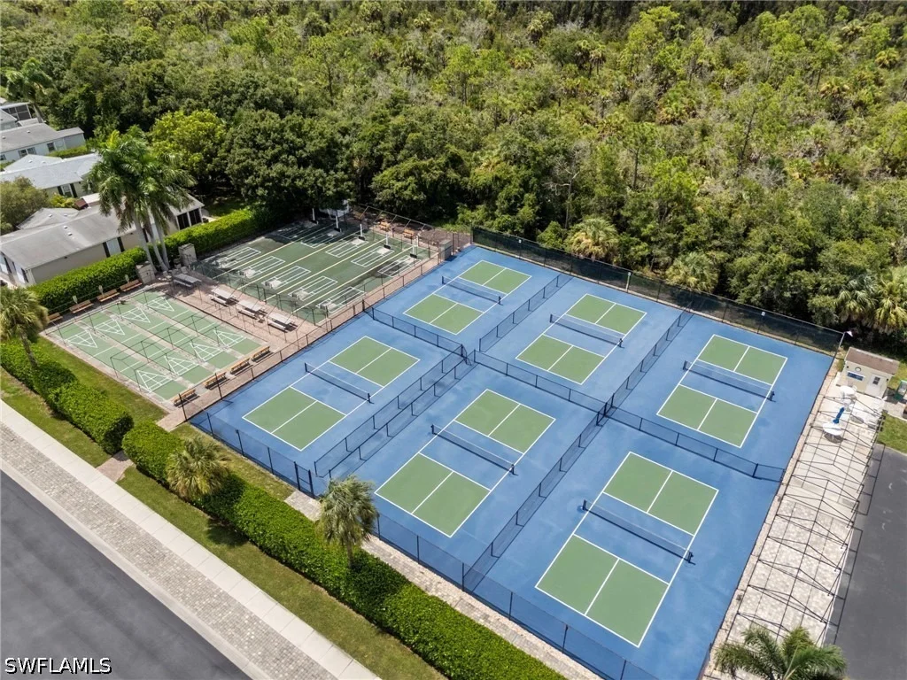 Photo of 1366 Diamond Lake Circle