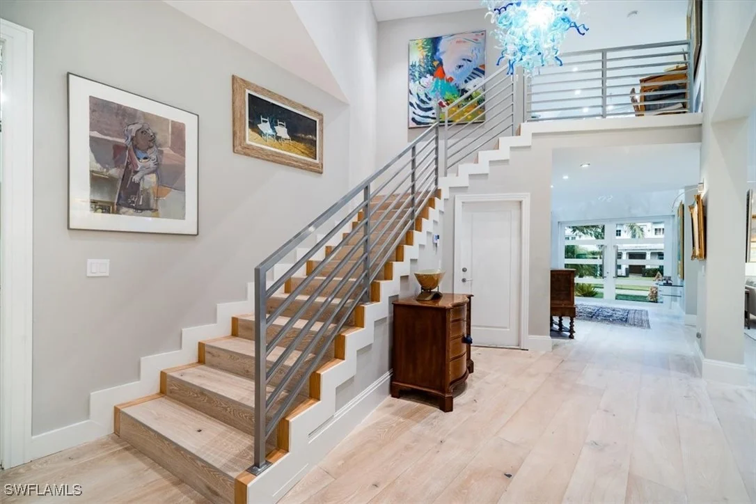 Photo of 367 5th Avenue N