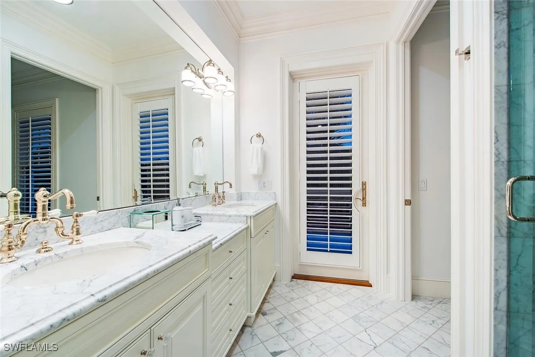 Photo of 140 3rd Avenue S