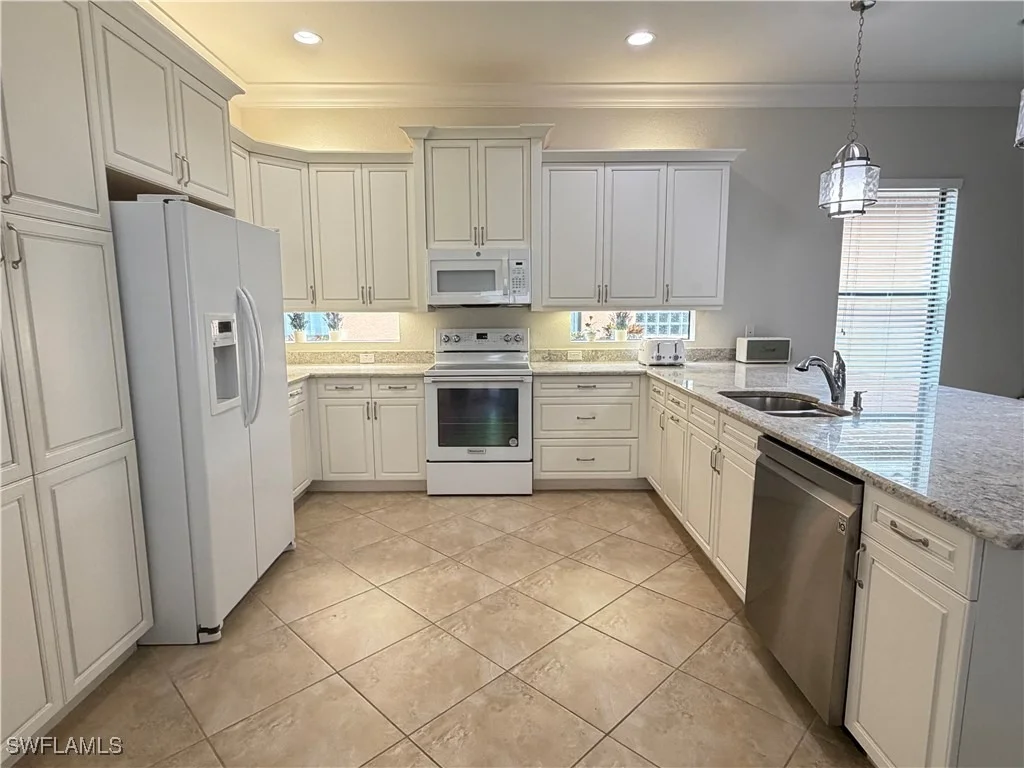 Photo of 3195 Pacific Drive