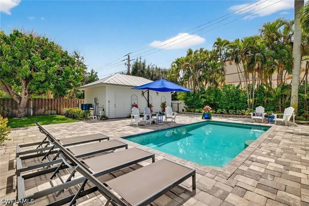 Photo of 740 5th Avenue N