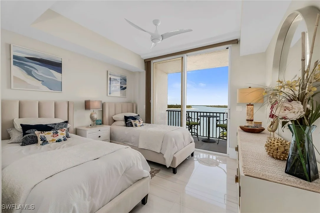 Photo of Unit 306 at 700 La Peninsula Boulevard