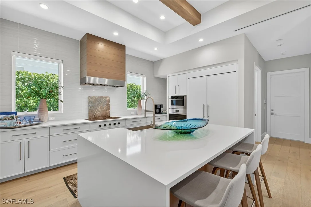 Photo of 405 7TH Avenue N