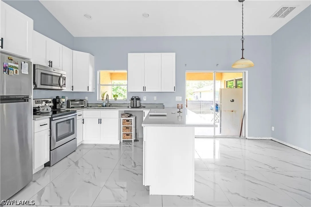 Photo of 551 Eisenhower Boulevard