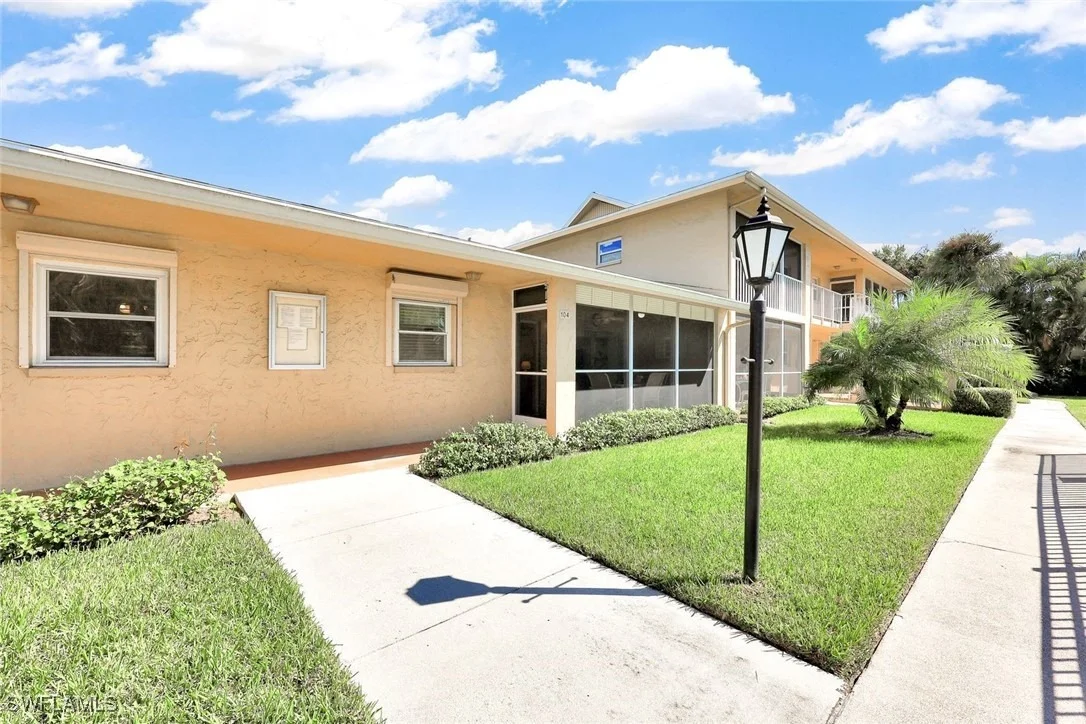 Photo of Unit 104 at 2000 Alamanda Drive
