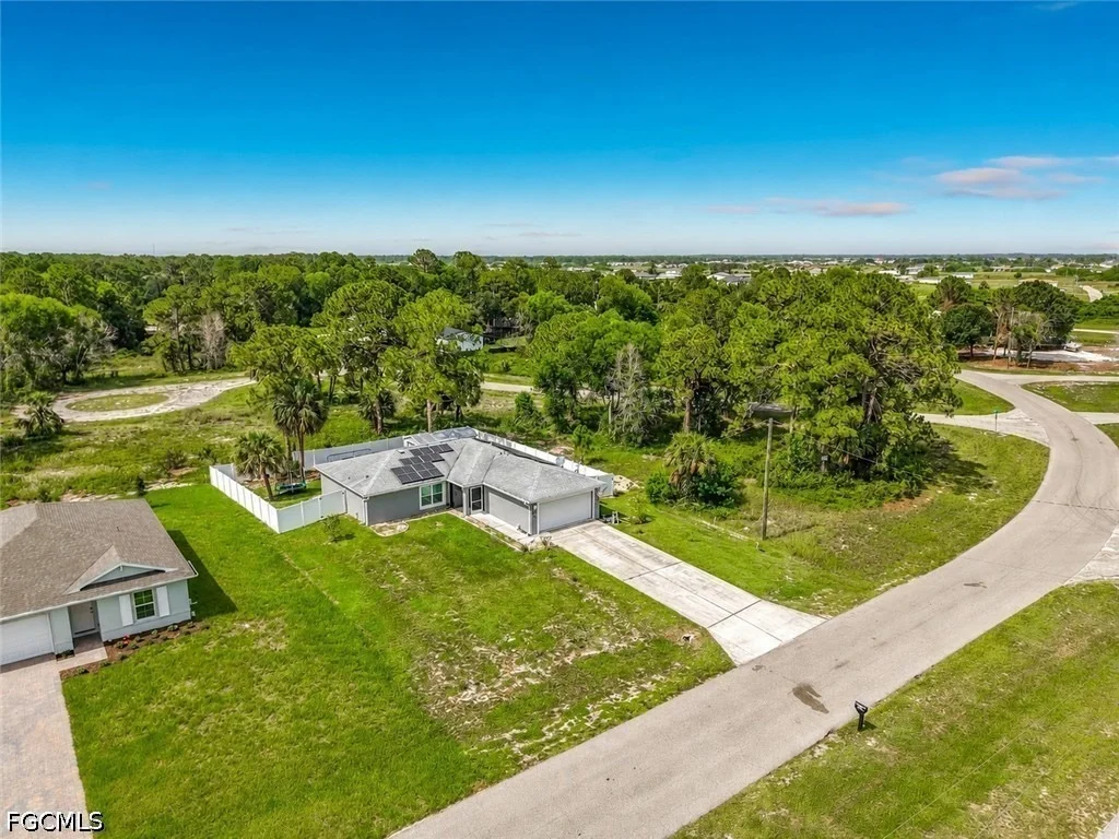 Photo of 5042 SE Tradewinds Circle
