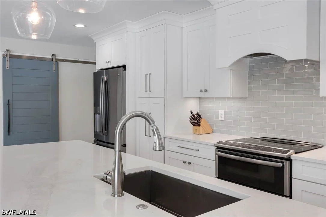 Photo of 641 Hernando Drive