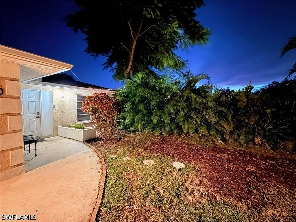 Photo of 690 95th Avenue N