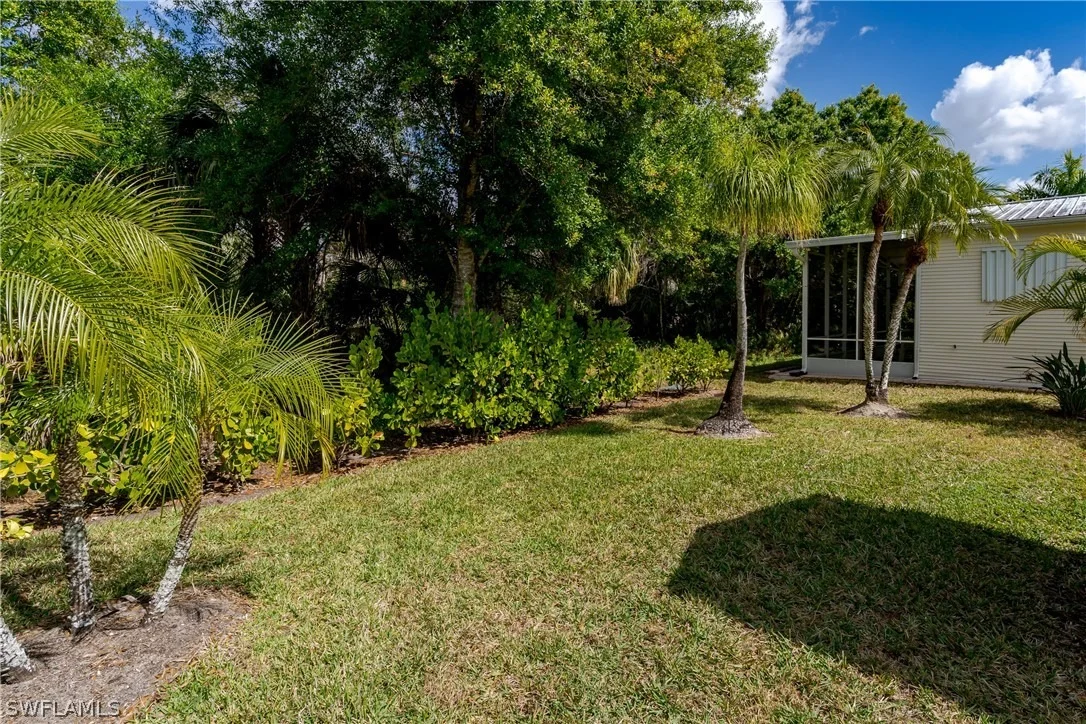 Photo of 1076 Diamond Lake Circle