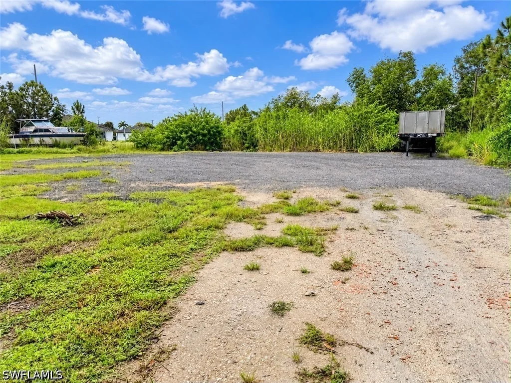 Photo of 4775 Everglades Boulevard N