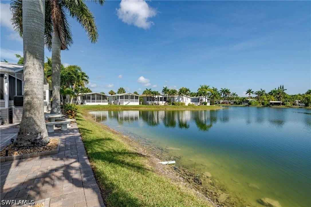 Photo of 1146 Silver Lakes Boulevard