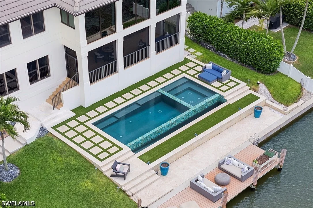 Photo of 357 Egret Avenue
