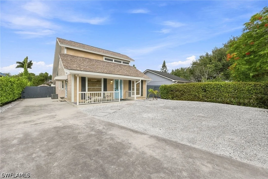 Photo of 862 97th Avenue N