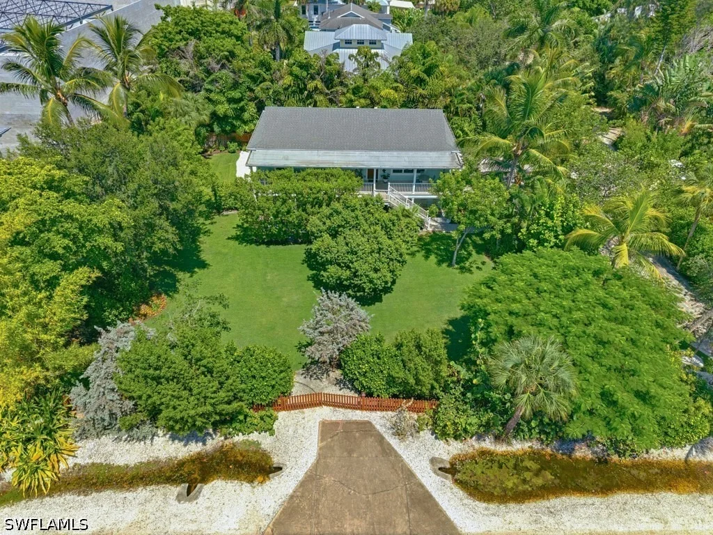 Photo of 2023 Mills Lane