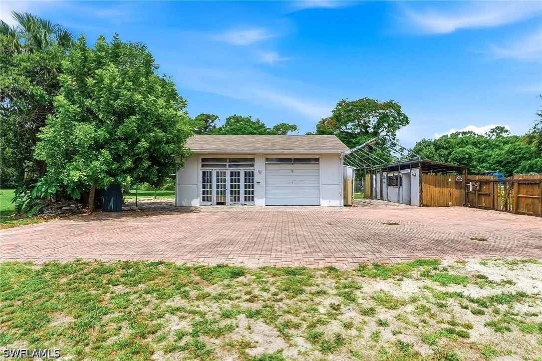 Photo of 1290 Saint Clair Shores Road