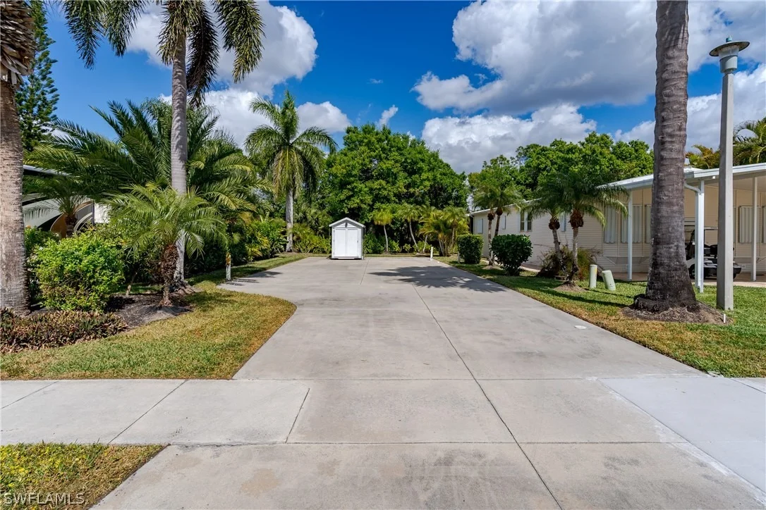 Photo of 1076 Diamond Lake Circle