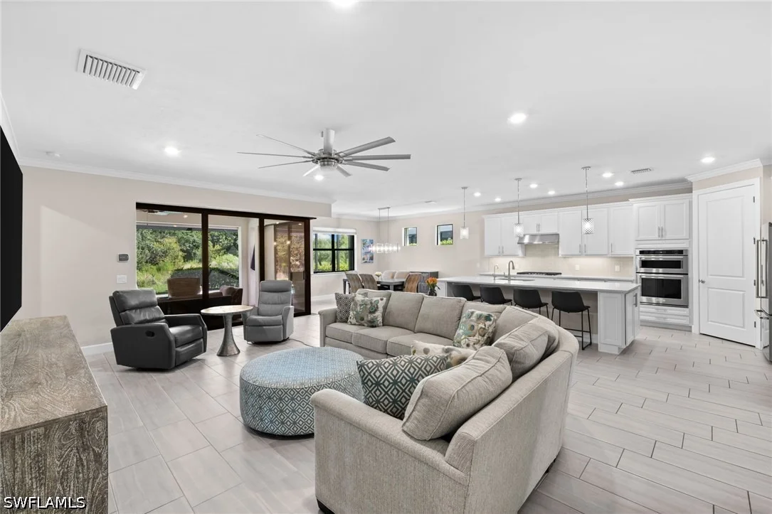 Photo of 6907 Cocoplum Street