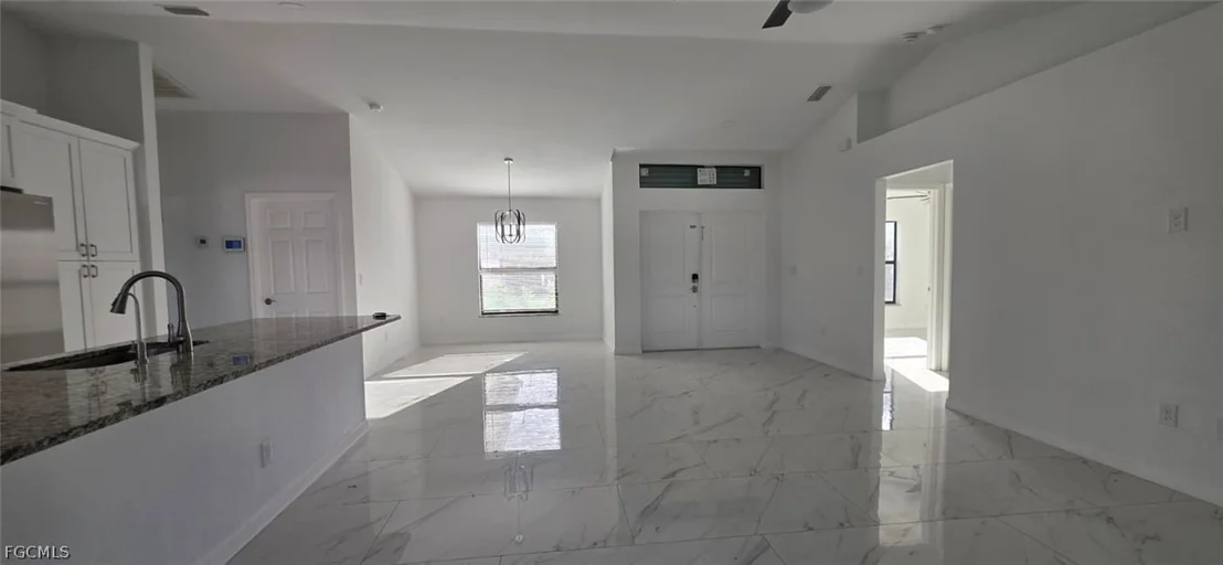 Photo of 1703 Edison Avenue