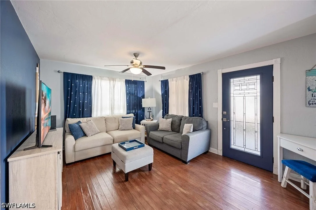 Photo of 547 101st Avenue N