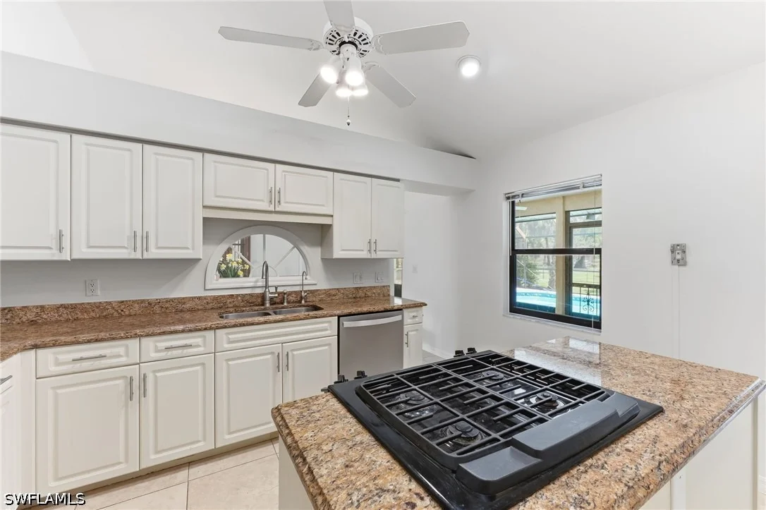 Photo of 184 Wilson Boulevard S
