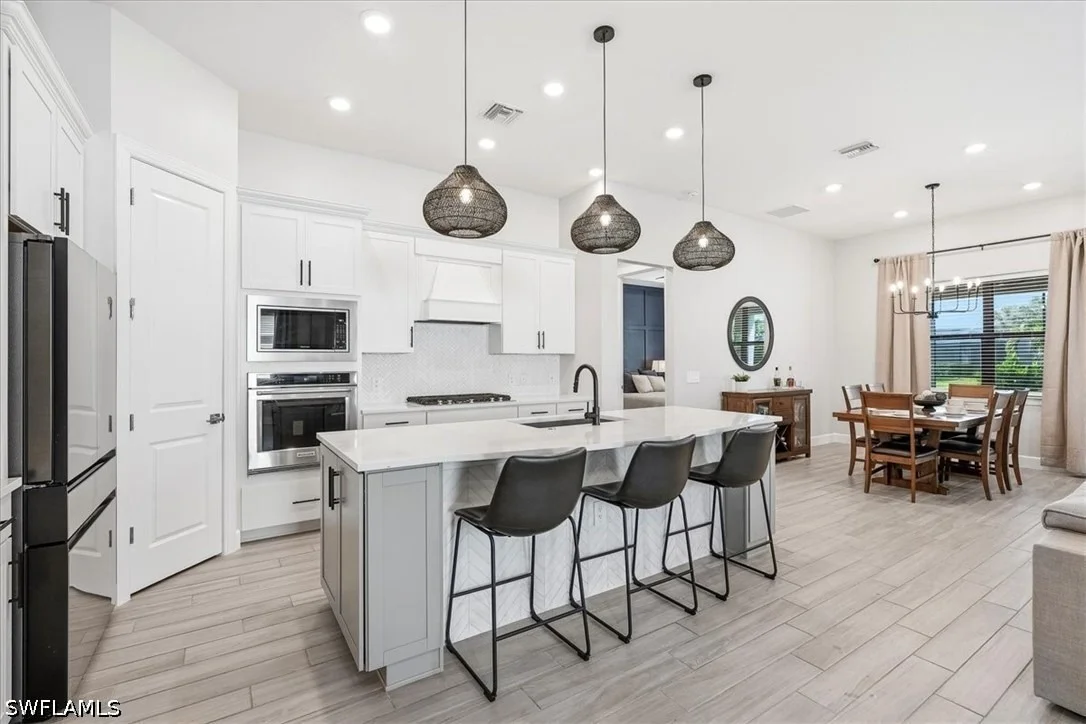 Photo of 9831 Everglades Drive