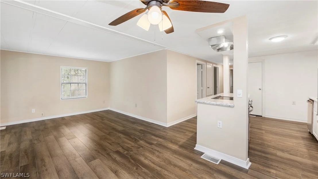 Photo of 851 Manatee Road