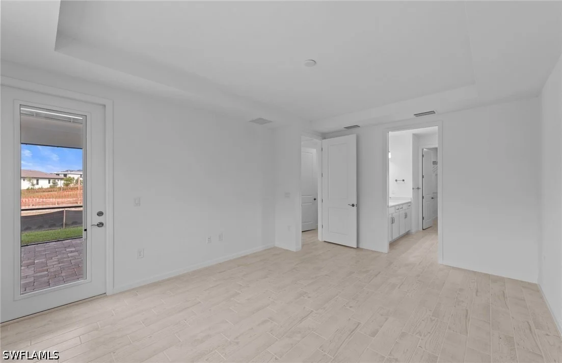 Photo of 2121 Seville Lane