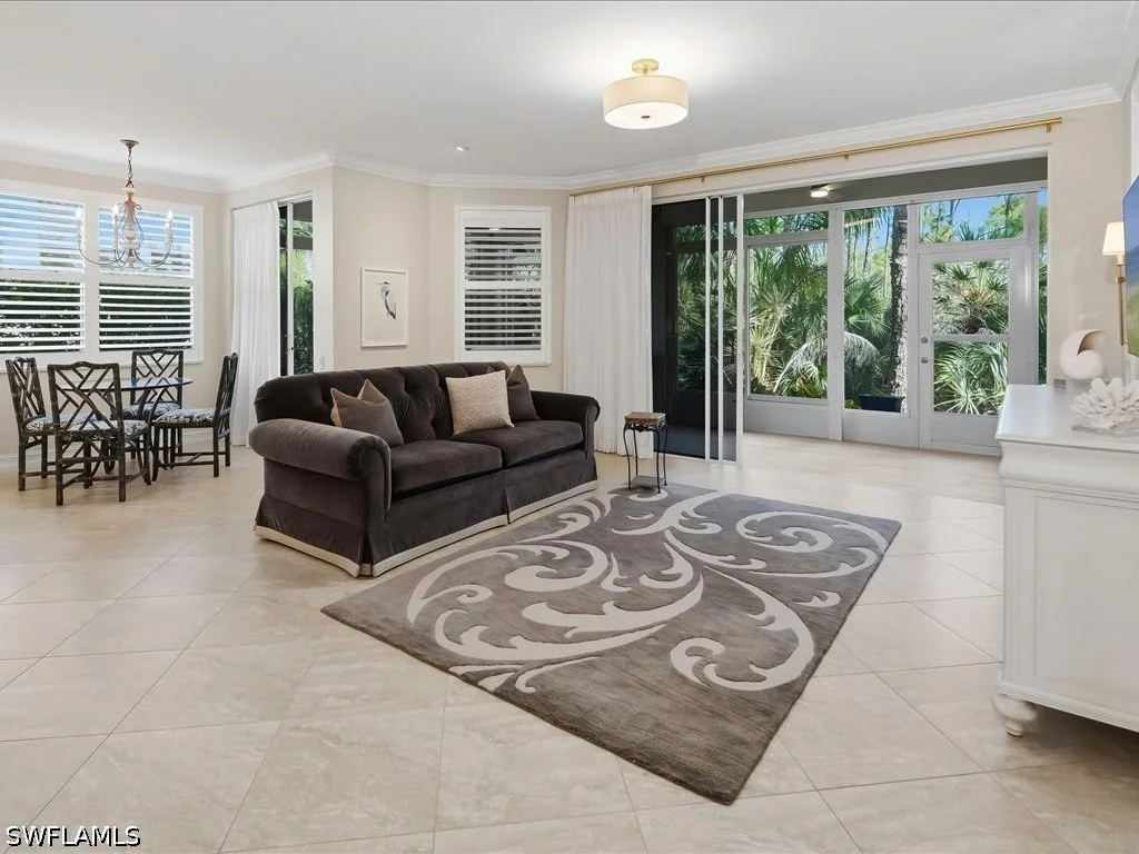 Photo of Unit 101 at 905 Carrick Bend Circle