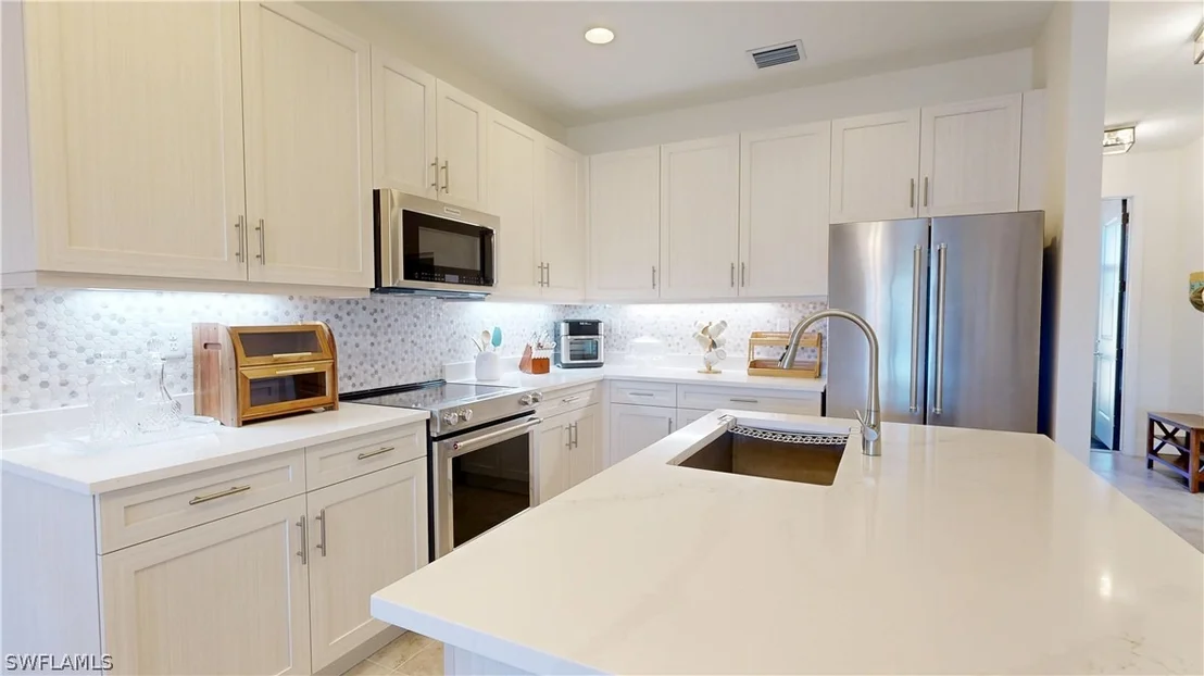 Photo of 5692 Cassidy Lane